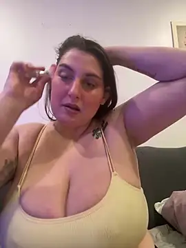 delinadelray online show from 8, 3, 2025