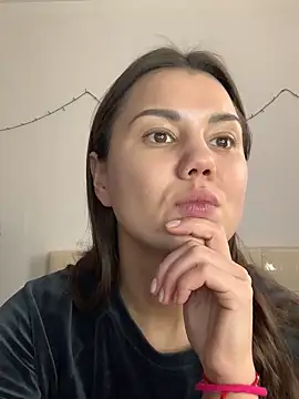 MiraMiss online show from 3, 2, 2026