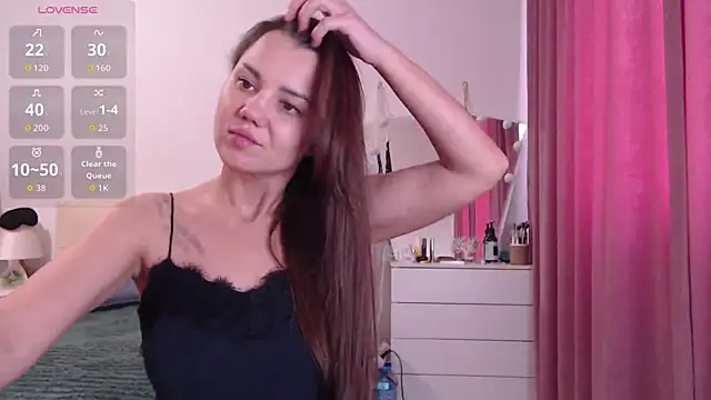 MiraMiss online show from 9, 7, 2026