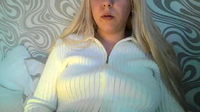 Snapshot of bunnyamy chatting on 13, 3, 2025 bunnyamy online show from 13, 3, 2025