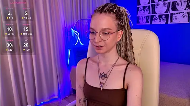 Snapshot of VioletShine chatting on 13, 6, 2026 VioletShine online show from 13, 6, 2026