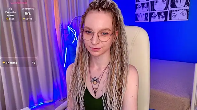 Snapshot of VioletShine chatting on 30, 6, 2026 VioletShine online show from 30, 6, 2026