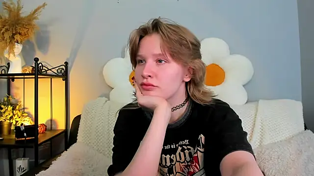 Snapshot of EvaStevs chatting on 15, 2, 2025 EvaStevs online show from 15, 2, 2025