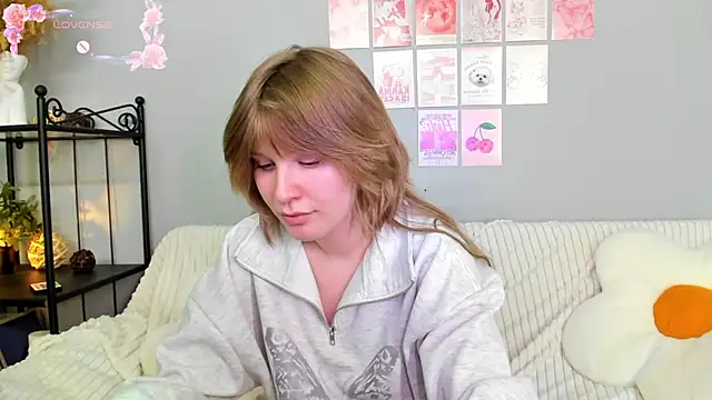 Snapshot of EvaStevs chatting on 14, 3, 2025 EvaStevs online show from 14, 3, 2025