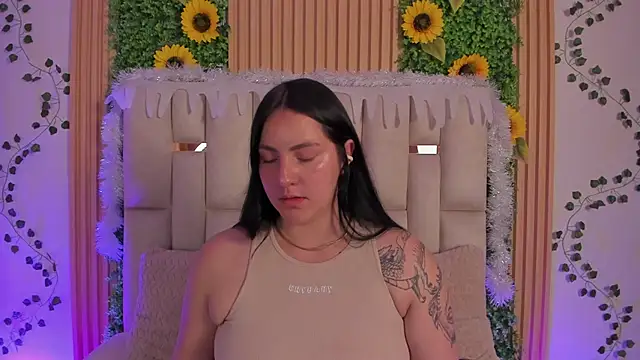 jenifer  power10 online show from 20, 11, 2025