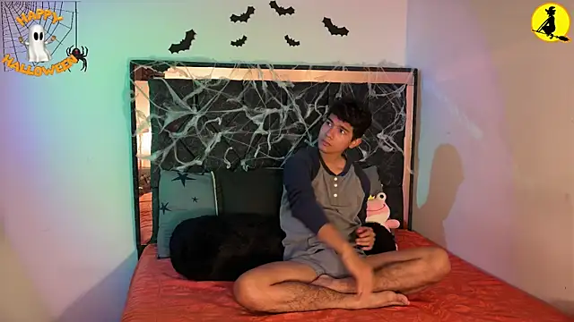 Snapshot of khonsu_s chatting on 20, 10, 2025 khonsu s online show from 20, 10, 2025