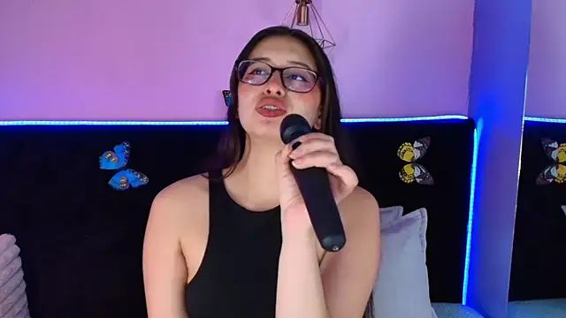 Anastasia Whitee online show from 3, 5, 2026