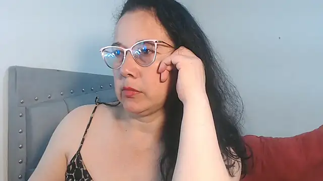 Snapshot of maturepriscila chatting on 9, 9, 2025 maturepriscila online show from 9, 9, 2025