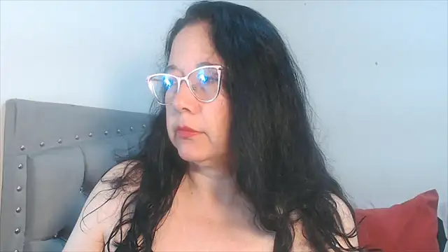 Snapshot of maturepriscila chatting on 10, 9, 2025 maturepriscila online show from 10, 9, 2025