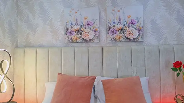 MeganCruzGB online show from 22, 12, 2025