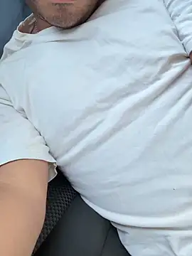 Snapshot of Aura33_ chatting on 4, 2, 2026 Aura33 online show from 4, 2, 2026