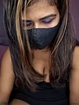 Snapshot of Aaliyalove1 chatting on 5, 3, 2025 Aaliyalove1 online show from 5, 3, 2025