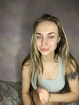 Snapshot of Burning_girlss chatting on 8, 1, 2025 Burning girlss online show from 8, 1, 2025