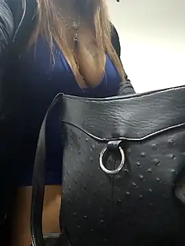 Snapshot of milf_venus chatting on 15, 3, 2025 milf venus online show from 15, 3, 2025