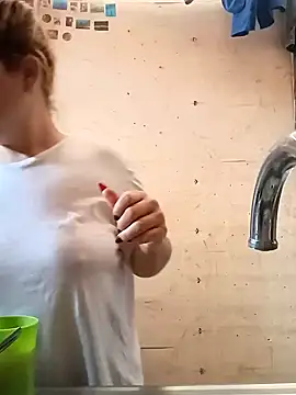 alexax0 online show from 12, 2, 2025