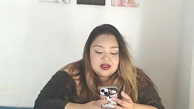 Snapshot of lovemyfatpussy chatting on 6, 2, 2026 lovemyfatpussy online show from 6, 2, 2026