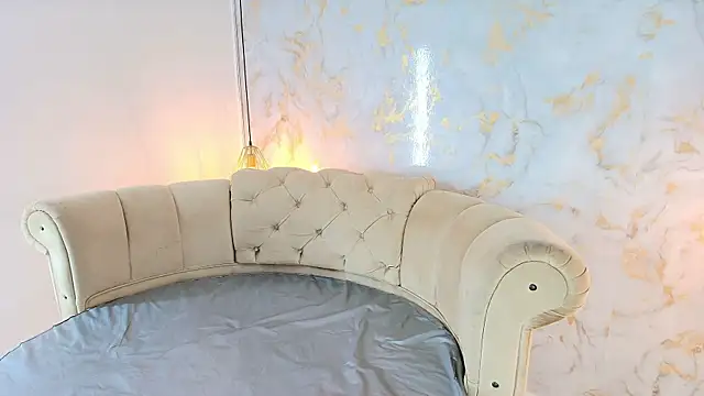 khloeblake online show from 27, 3, 2026