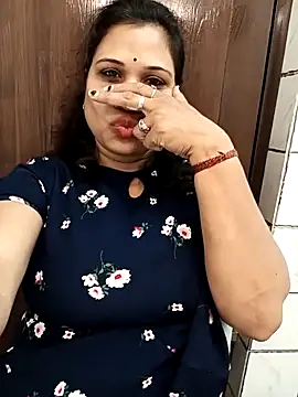 Snapshot of Sneha_gril chatting on 8, 3, 2025 Sneha gril online show from 8, 3, 2025