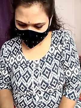 Snapshot of Sneha_gril chatting on 17, 3, 2025 Sneha gril online show from 17, 3, 2025