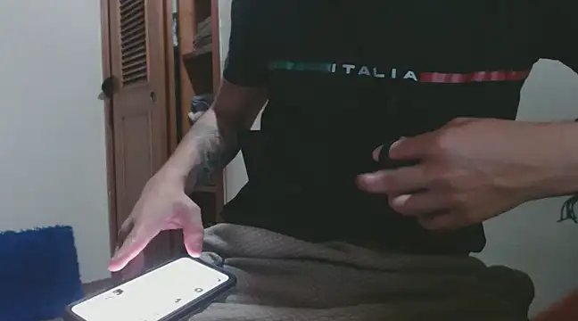 Snapshot of MarceloMilk chatting on 20, 2, 2025 MarceloMilk online show from 20, 2, 2025