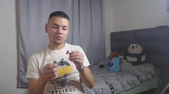 Snapshot of MarceloMilk chatting on 27, 2, 2025 MarceloMilk online show from 27, 2, 2025