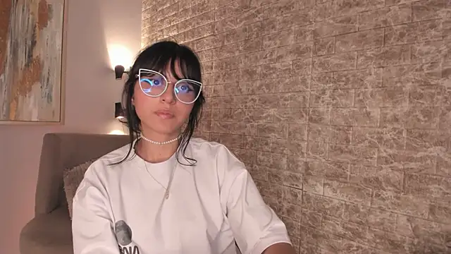Snapshot of tamara_aluna chatting on 31, 1, 2025 tamara aluna online show from 31, 1, 2025