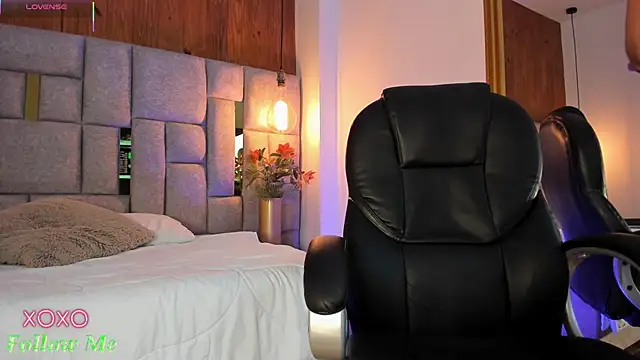 Saori newman online show from 19, 3, 2025