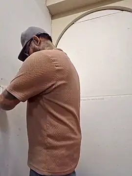 Snapshot of jr91esl chatting on 14, 4, 2026 jr91esl online show from 14, 4, 2026