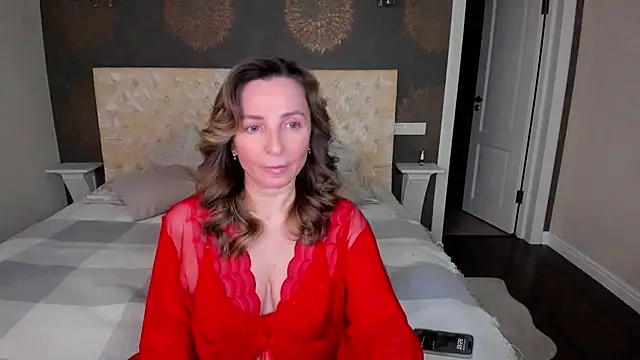 Snapshot of AllisonWilliams chatting on 19, 1, 2025 AllisonWilliams online show from 19, 1, 2025