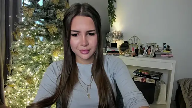 Snapshot of SuraMune chatting on 19, 1, 2025 SuraMune online show from 19, 1, 2025