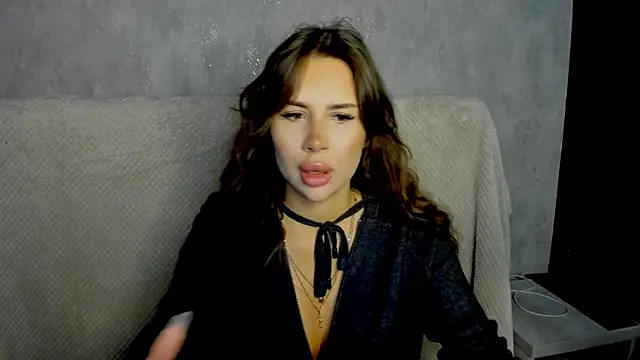 Snapshot of SuraMune chatting on 26, 10, 2025 SuraMune online show from 26, 10, 2025