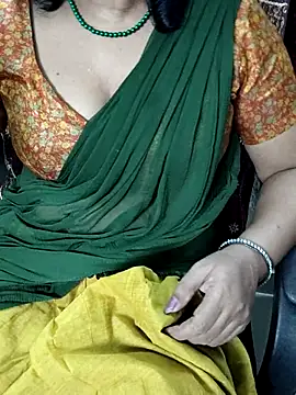 Snapshot of indian_anu_mallu chatting on 6, 3, 2025 indian anu mallu online show from 6, 3, 2025