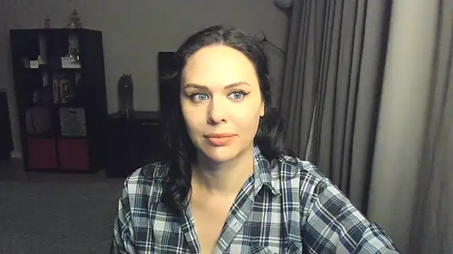 MollyCheiz online show from 17, 1, 2025