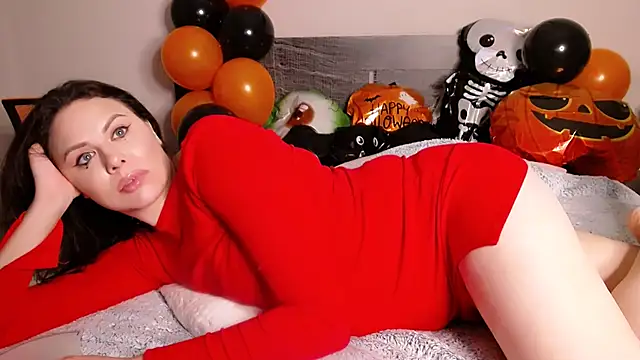 MollyCheiz online show from 31, 10, 2025