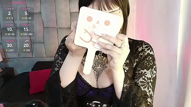 honney dark online show from 10, 4, 2026