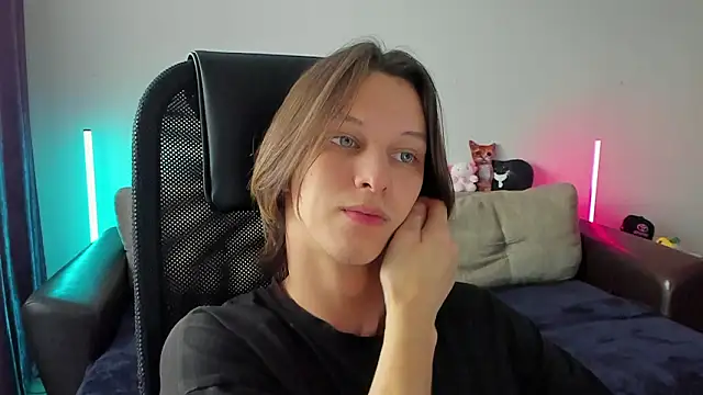 Ostin meow online show from 23, 3, 2026