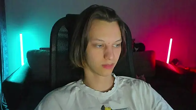 Ostin meow online show from 7, 4, 2026