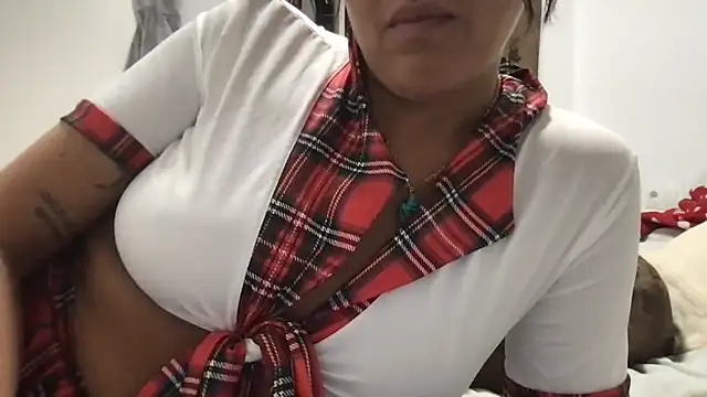 Snapshot of ScarlettMadii chatting on 4, 12, 2024 ScarlettMadii online show from 4, 12, 2024