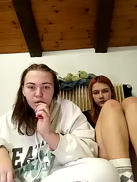 Snapshot of ella_grays chatting on 21, 1, 2025 ella grays online show from 21, 1, 2025