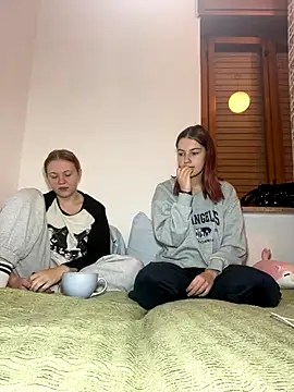 Snapshot of ella_grays chatting on 26, 10, 2025 ella grays online show from 26, 10, 2025