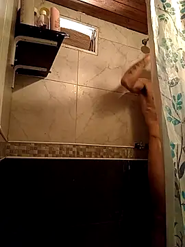 Snapshot of FlacoDani chatting on 15, 10, 2025 FlacoDani online show from 15, 10, 2025