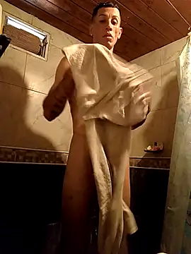 Snapshot of FlacoDani chatting on 14, 11, 2025 FlacoDani online show from 14, 11, 2025