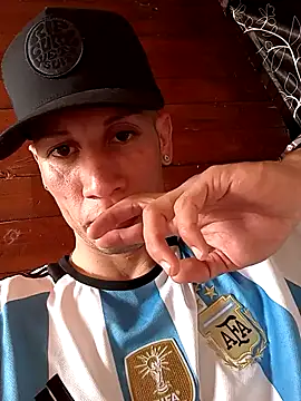 Snapshot of FlacoDani chatting on 27, 11, 2025 FlacoDani online show from 27, 11, 2025