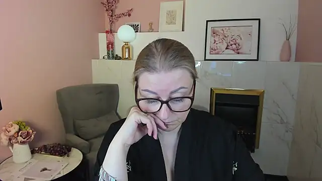 AlexandraKind online show from 14, 3, 2025