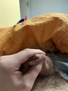 Snapshot of stev3w chatting on 8, 2, 2025 stev3w online show from 8, 2, 2025