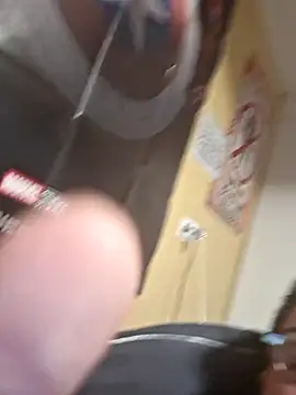 Snapshot of stev3w chatting on 11, 9, 2025 stev3w online show from 11, 9, 2025