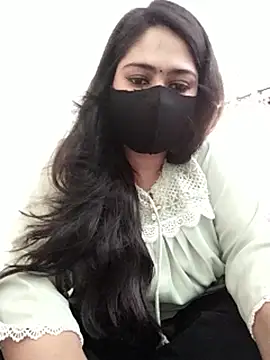 Magical Girl- online show from 2, 3, 2026