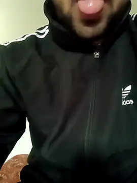 Snapshot of smartboy010101 chatting on 7, 1, 2025 smartboy010101 online show from 7, 1, 2025