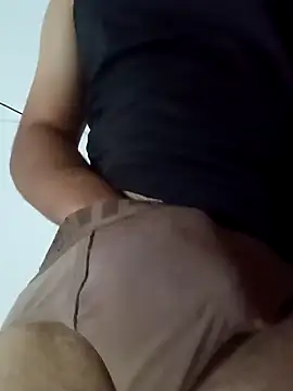 Snapshot of smartboy010101 chatting on 28, 2, 2025 smartboy010101 online show from 28, 2, 2025