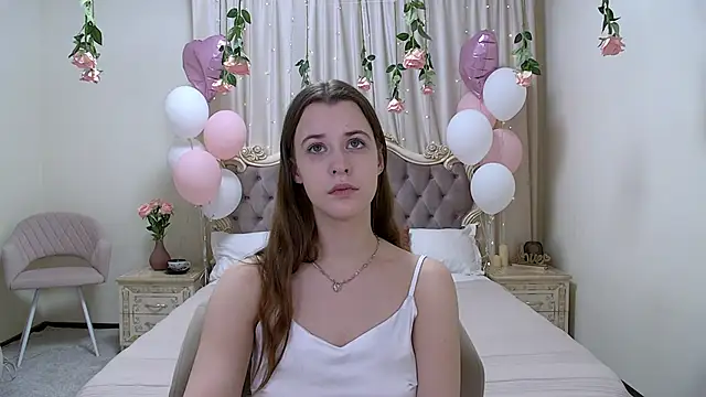 AgataAisitt online show from 4, 3, 2025